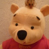freddy sur une peluche