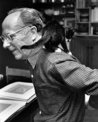 Illustration de l'article : 18 photos de vedettes en compagnie de leurs chats, des portraits chargés d'histoire