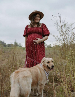 Illustration de l'article : « Elle la considère comme sa sœur » : une chienne place sa balle préférée à côté d'un bébé dans l'espoir de jouer (vidéo)