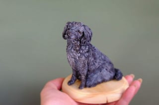 Illustration de l'article : 19 petites sculptures de chiens créées à partir d'argile polymère