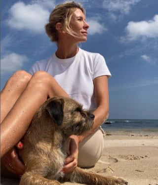 Illustration de l'article : « Pourquoi j’ai choisi d’avoir un chien (et pas un enfant) » d’Hélène Gateau, ou le témoignage intime et fort sur un choix de vie