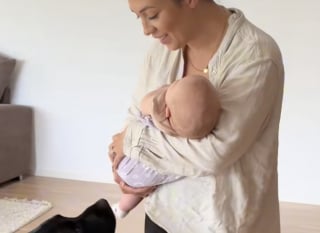 Illustration de l'article : Cette maman est émue lorsqu’elle comprend que son chien sait parfaitement qu’elle attend un heureux événement (vidéo)