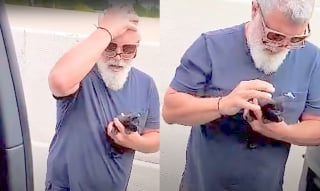 Illustration de l'article : Ce couple de sauveteurs d'animaux reste sans voix face &agrave; un chaton d&eacute;couvert sans la moindre &eacute;gratignure sur une autoroute bond&eacute;e