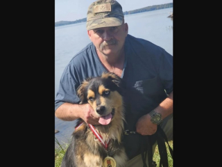 Illustration de l'article : Un chiot saute sur la poitrine de son maître victime d'une crise cardiaque pendant des heures et lui sauve la vie