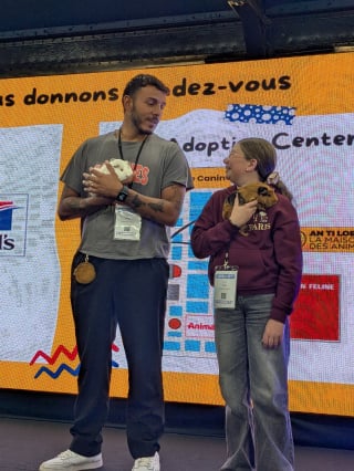 Illustration de l'article : À l'Animal Expo – Animalis Show, les animaux de refuge en attente d'adoptants responsables ont droit à leur coup de projecteur