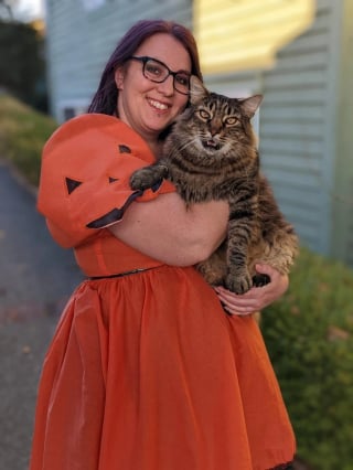 Illustration de l'article : 20 animaux de compagnie et leurs propriétaires qui se ressemblent comme 2 gouttes d’eau