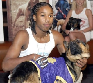 Illustration de l'article : 14 photos qui montrent que la force du lien entre humain et chien ne date pas d&rsquo;hier