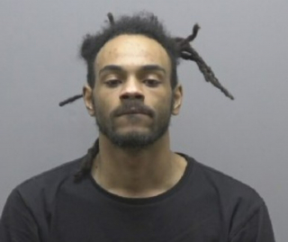 Illustration de l'article : La famille d'un chiot disparu lors d'un cambriolage retient son souffle pendant 2 mois et reste suspendue aux nouvelles de la police