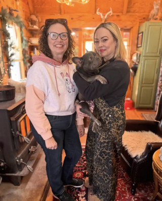 Illustration de l'article : Retrouv&eacute;e paralys&eacute;e dans la rue une Bouledogue Fran&ccedil;ais retrouve partiellement sa mobilit&eacute; gr&acirc;ce &agrave; des s&eacute;ances de physioth&eacute;rapie (vid&eacute;o)