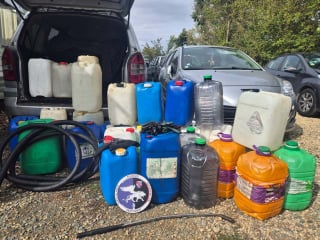 Illustration de l'article : Ce chien gendarme franchit 5 champs et une clôture électrique pour rattraper un voleur de carburant
