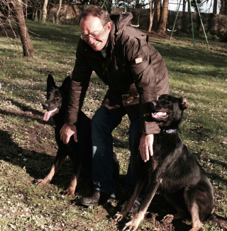 Illustration de l'article : Nathalie Marquay en deuil apr&egrave;s la disparition du chien de son d&eacute;funt mari Jean-Pierre Pernaut