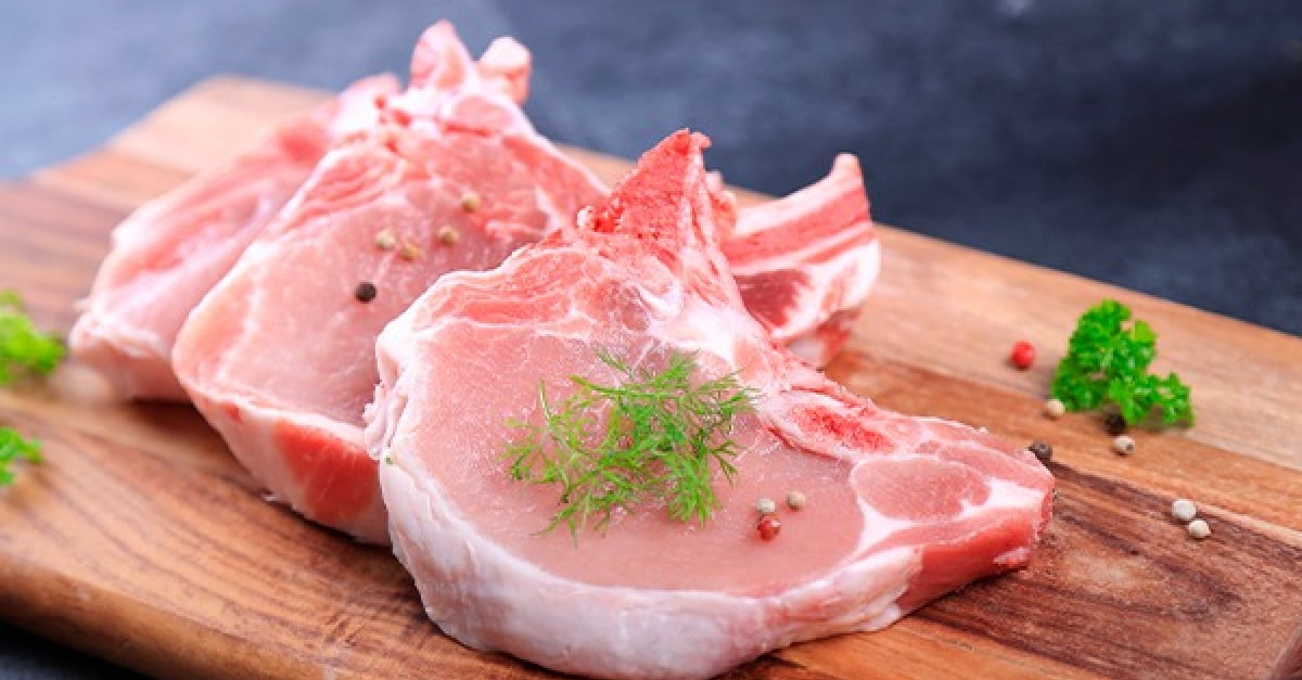 Donner Du Porc A Son Chat Les Bienfaits Et Les Risques Donner Du Porc A Son Chat Les Bienfaits Et Les Risques