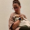 Illustration : Cette chienne de 9 ans peinait &agrave; tenir debout au refuge, une b&eacute;n&eacute;vole lui offre un foyer temporaire