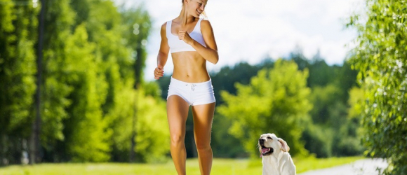 Illustration : "Pratiquer une activité physique avec son chien"
