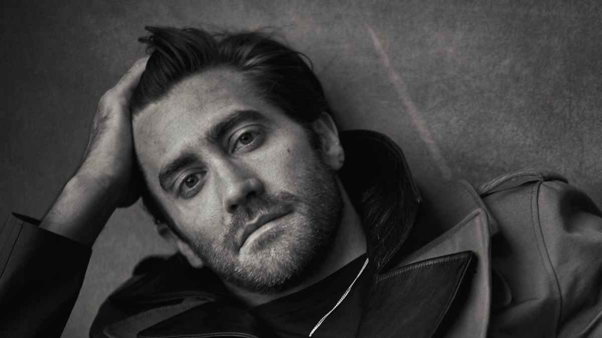 Illustration : "Jake Gyllenhaal sauve un chien au milieu de New York !"