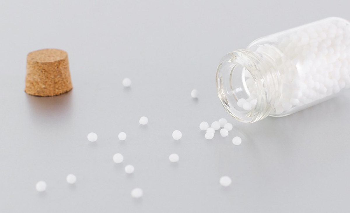 Illustration : "Qu'est-ce que l'homéopathie pour chien ?"