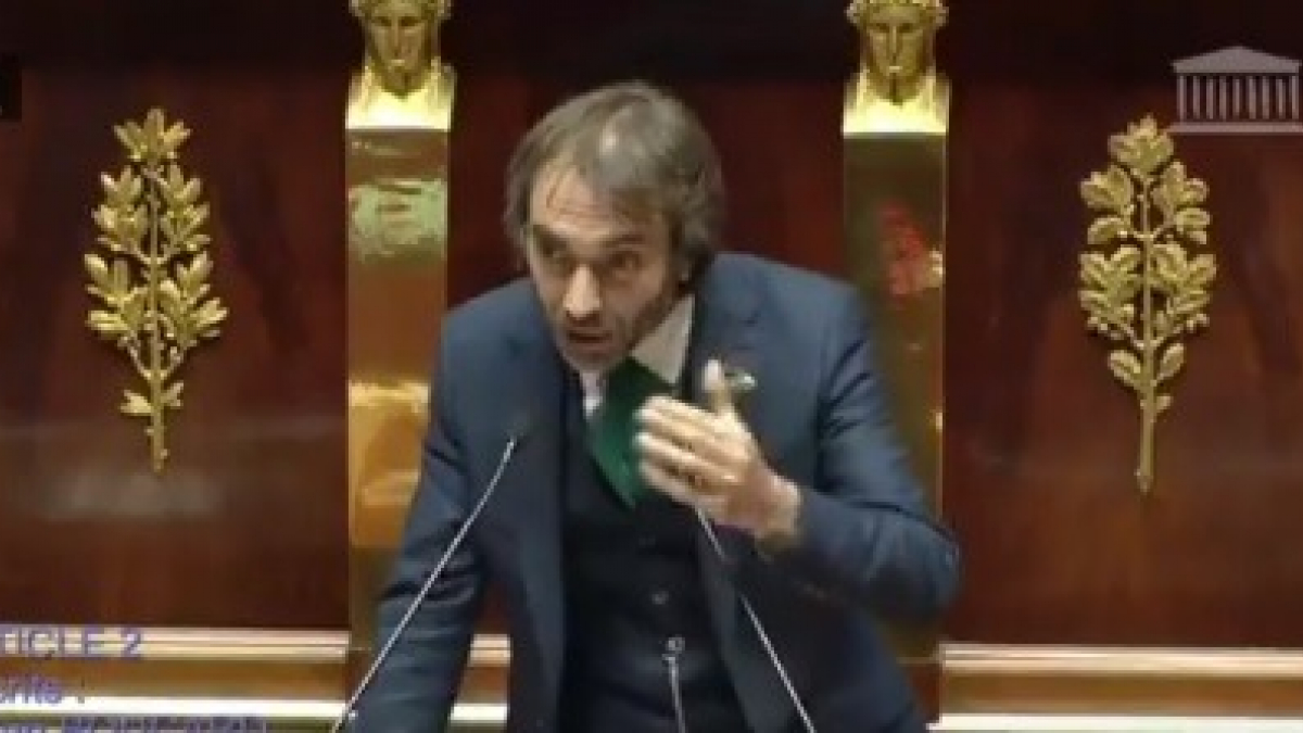 Illustration : "Le député de l’Essonne, Cédric Villani déplore le manque de temps accordé aux propositions de loi en faveur du bien-être animal à l’Assemblée Nationale !"