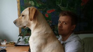 Illustration : 15 photos de chiens qui sont prêts à tout pour avoir votre attention