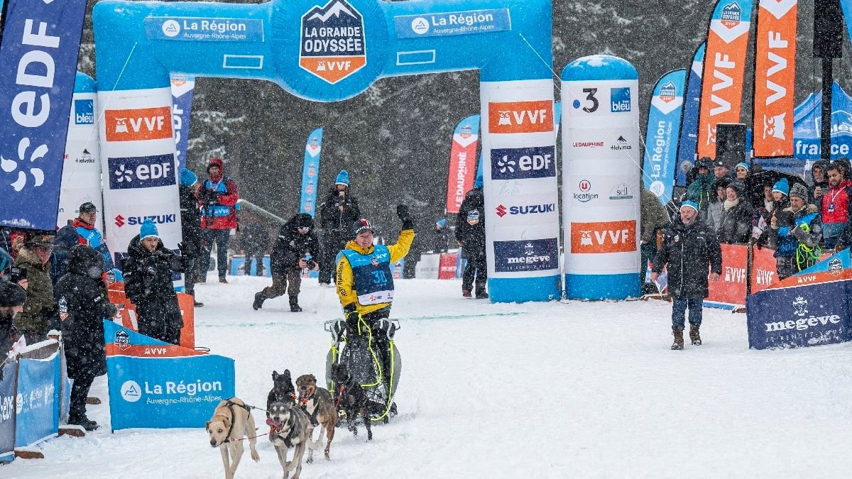 Illustration : "Découvrez les nouveautés et le parcours exceptionnel de la 20e édition de La Grande Odyssée VVF, le rendez-vous incontournable des passionnés des chiens de traîneaux"