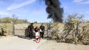 Illustration : Un chien et sa ma&icirc;tresse sauv&eacute;s de leur mobile-home en flammes gr&acirc;ce &agrave; l'intervention courageuse des voisins