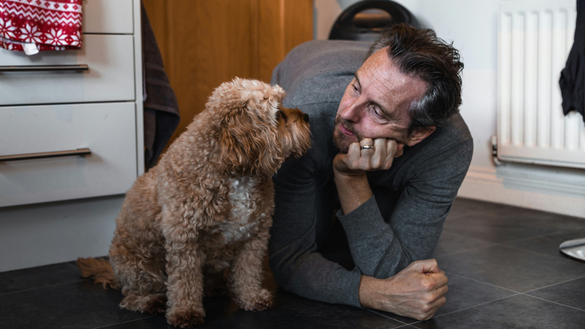 Illustration : "10 petites phrases à dire à votre chien pour booster sa confiance en lui"